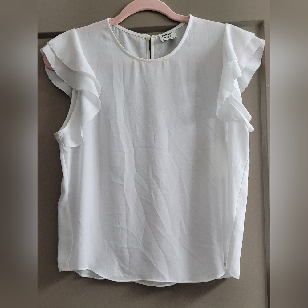 Aritzia Sunday Best | Medium | White